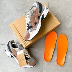 ASICSS gel 1030