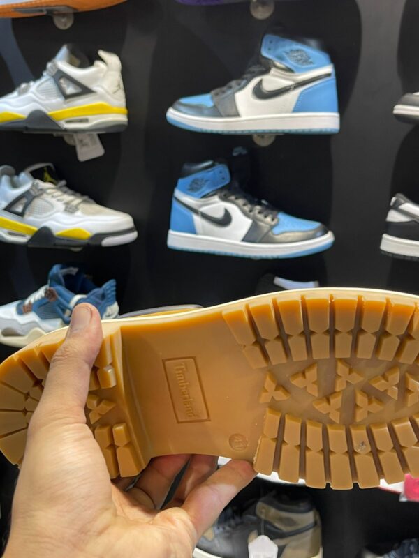 TIMBERLANDD - Image 2