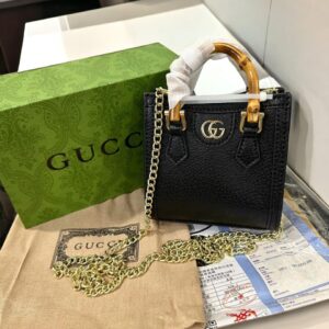 GUCCII DIANA SUPER MINI BAG