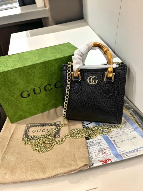 GUCCII DIANA SUPER MINI BAG