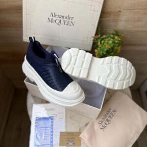 ALEXANDERR MQUEEN LONDON