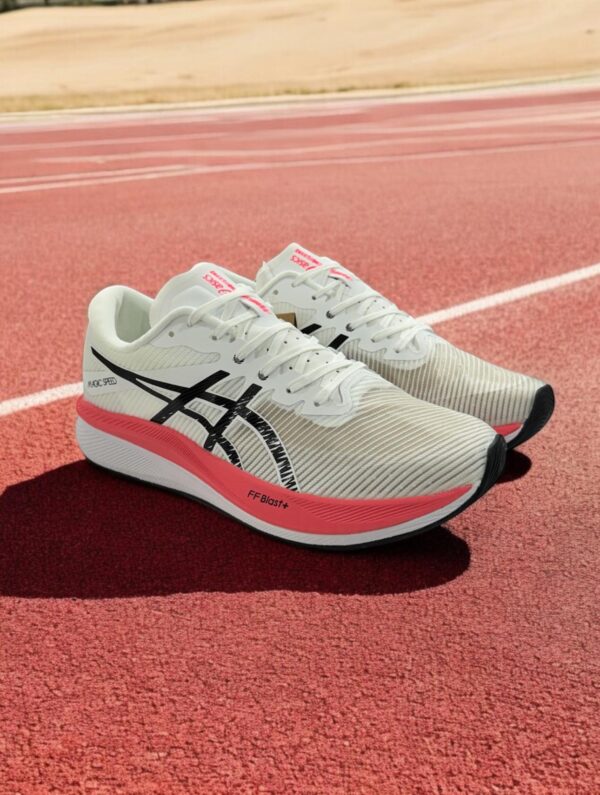 ASICSS MAGIC SPEED - Image 2