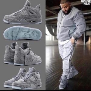 AIR JORDANSS RETRO 4 KAWS 