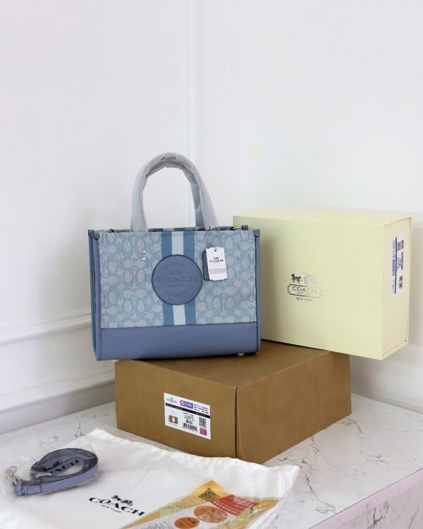 COACHH DEMPSEY CARRYALL SIGNATURE TOTE BAG - Image 5