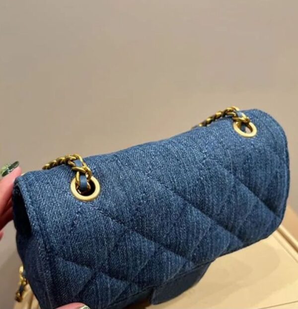 CHANELL MATELASSE SLING BAG IN STOCK - Image 2