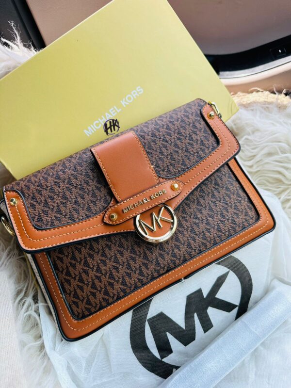 MICHAELL KORS JESSIE - Image 2