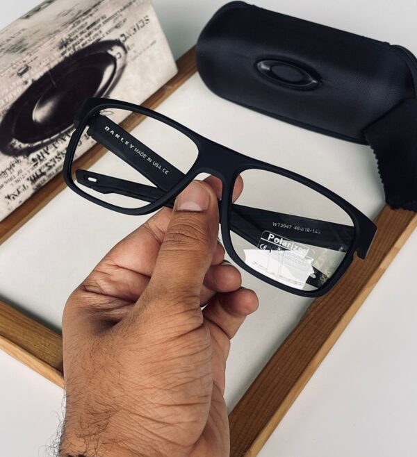 OAKLEYY TRANSPARENT LENS - Image 4