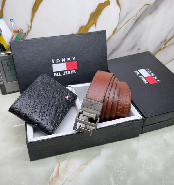 TommyY Hilfgerr pressing belt & wallet - Image 12