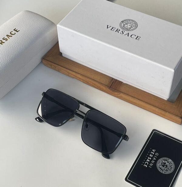VERSACEE-SUNGLASSESS - Image 3