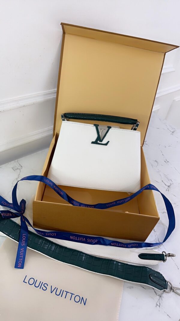 LOUIS VUITTONN CAPPUCCINO LEATHER BAG - Image 4