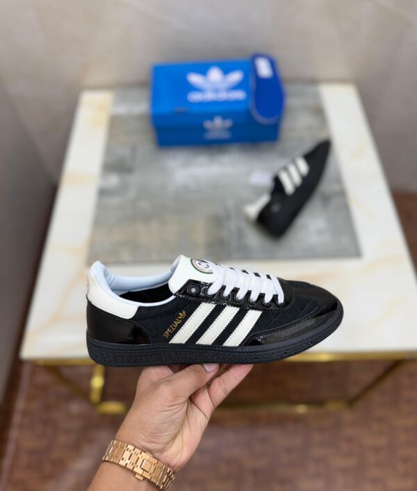 ADIDASS ORIGINALS HANDBALL SPEZIAL PATENT BLACK  - Image 3