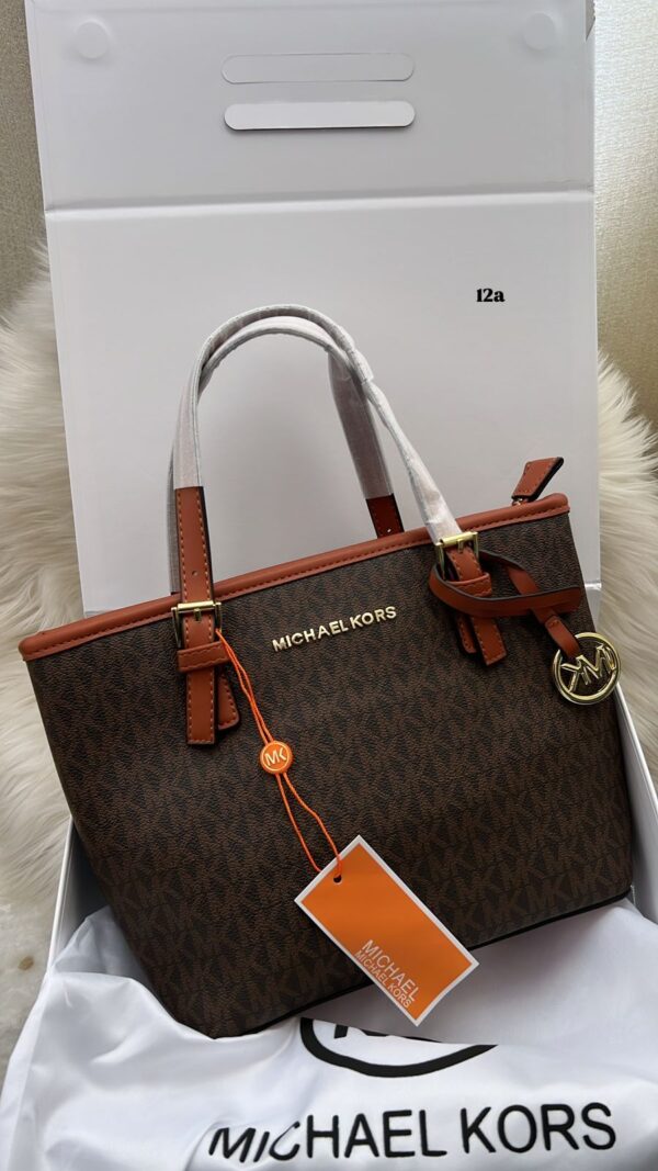 MICHAELL KORS JET SET TOTE BAG AND SLING BAG - Image 8