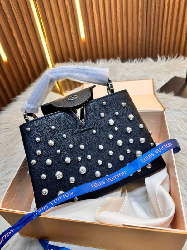 LOUISS VUITTONN YK Capucines MM Hand Bag