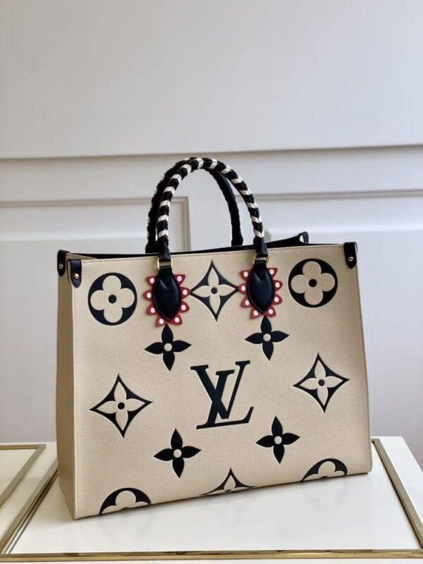 LouisVuittonn Monogram ON THE GO EMPREINTE shoulder Bag