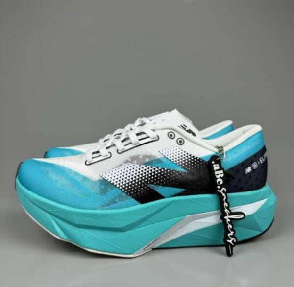 NEWW BALANCE FUELCELL SUPERCOMP ELITE V - Image 3