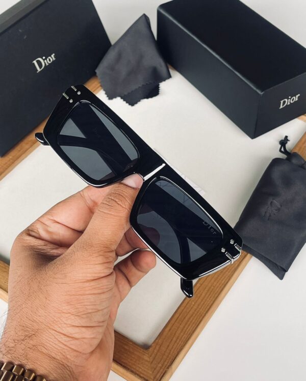 DIORR SUNGLASSESS - Image 2