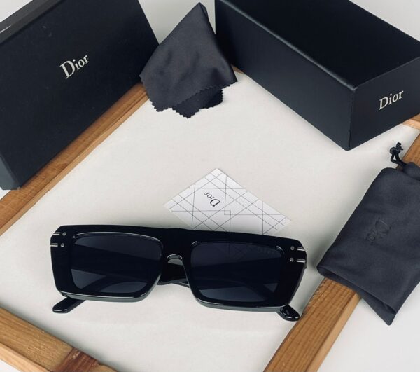 DIORR SUNGLASSESS - Image 4