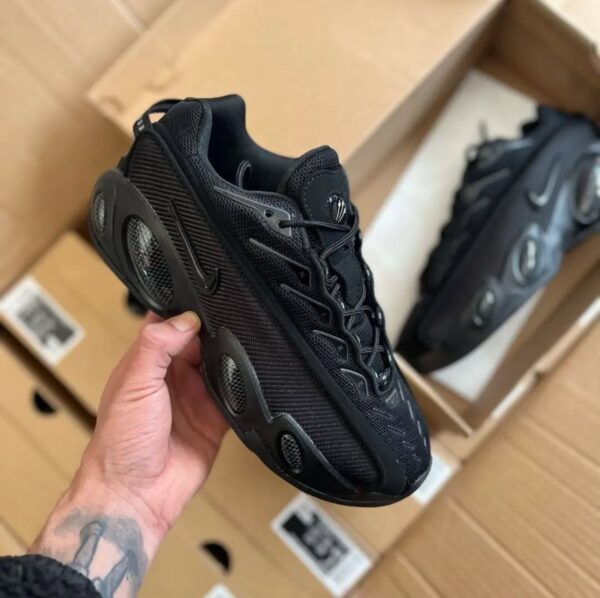 Nikee air max nocta