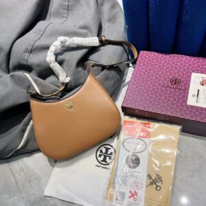 LATEST TORYY BURCH BAG