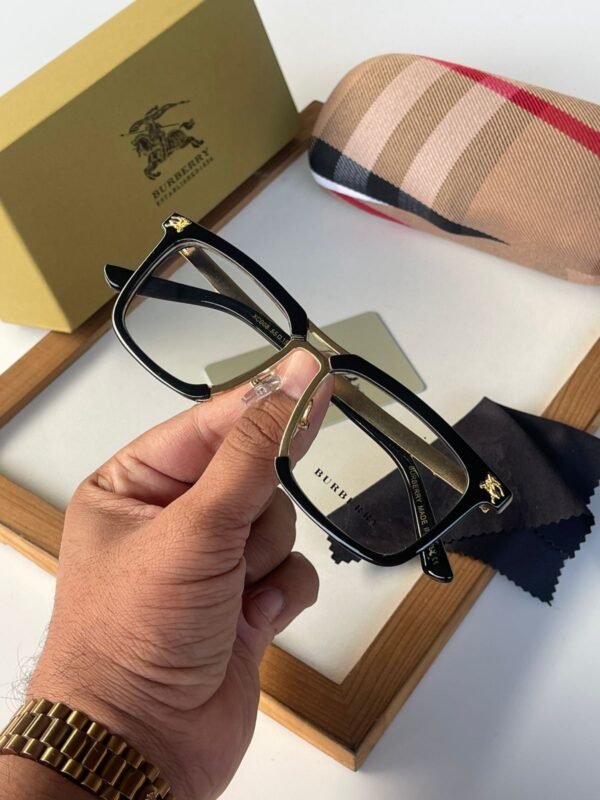 BURBERRYY TRANSPARENT LENS - Image 9