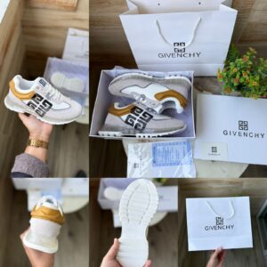 GIVENCHYY LOGO SNEAKER