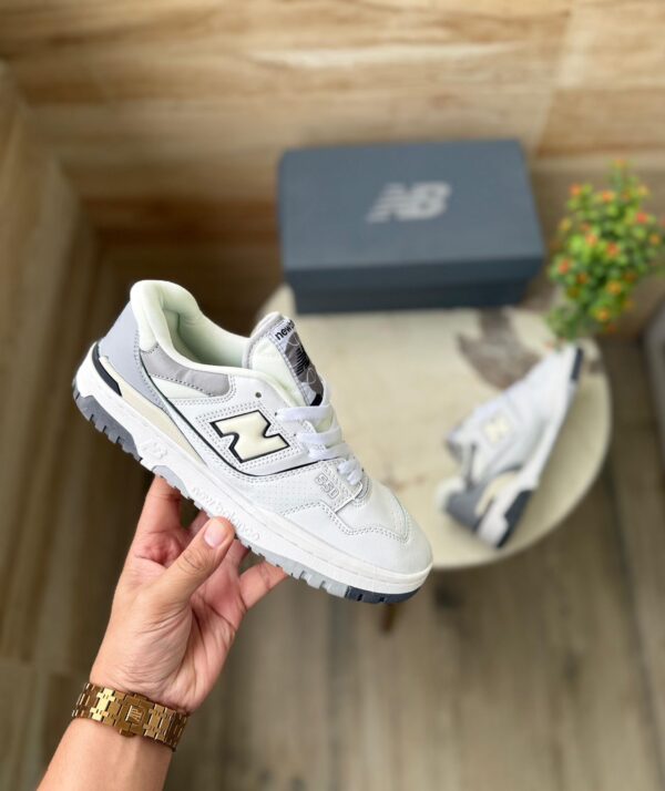 New Balancee 550 WHITE GREY  - Image 2