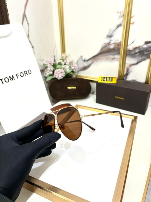 TOM FORDD - Image 3