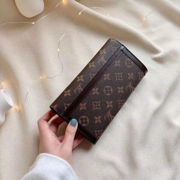 LATEST LOUIS VUITTONN WALLET - Image 3