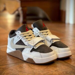AIR JORDANSS RETRO Travis Scott
