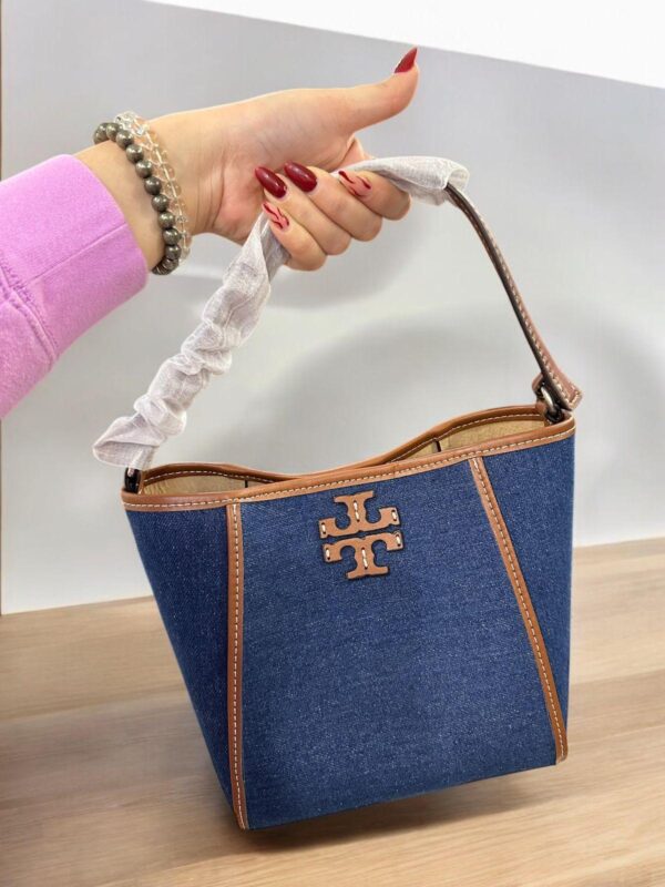 TORY BURCHH MCGRAW BUCKET BAG