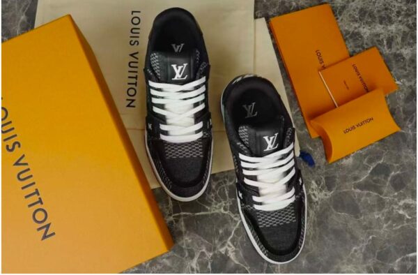 Louiss Vuitton sneaker 2025 - Image 2