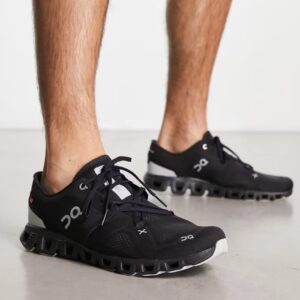 ON Cloudd X 3 running trainers in all black
