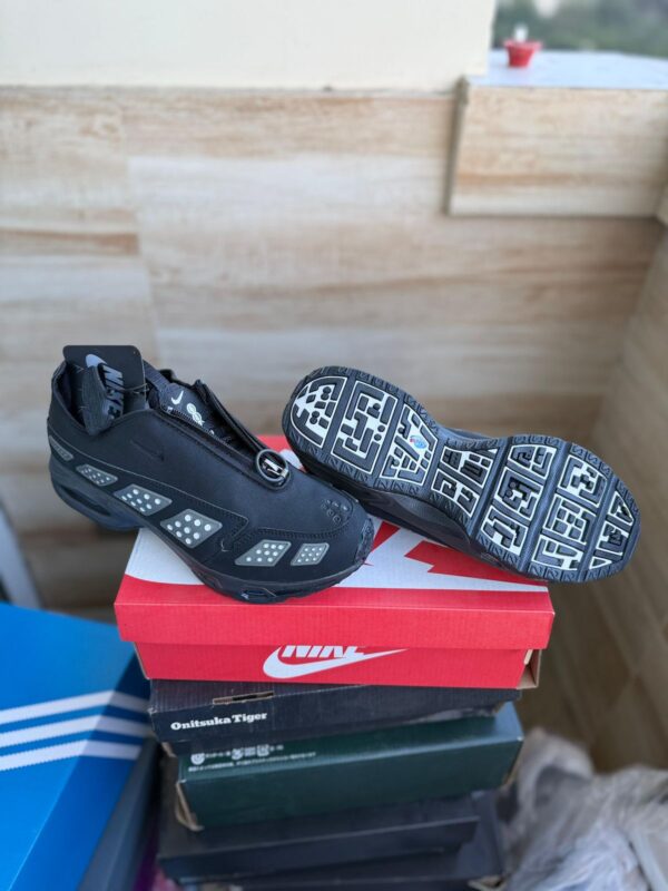 NIKEE AIR MAX SNDR BLACKOUT  - Image 3