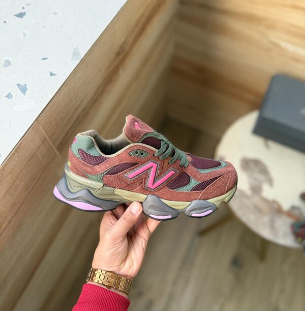 NEW BALANCEE 9060 RICH OAK - Image 2