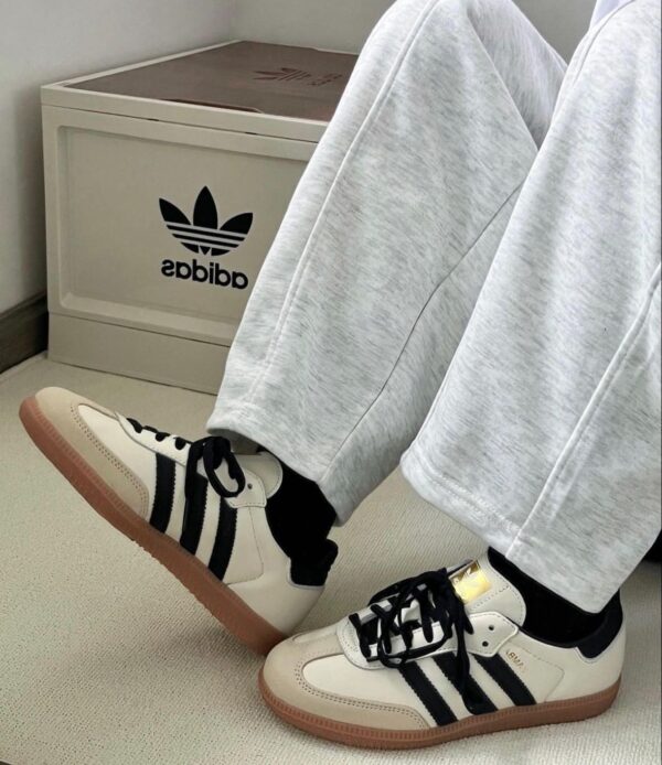ADIDASS ORIGINALS SAMBA WONDER WHITE