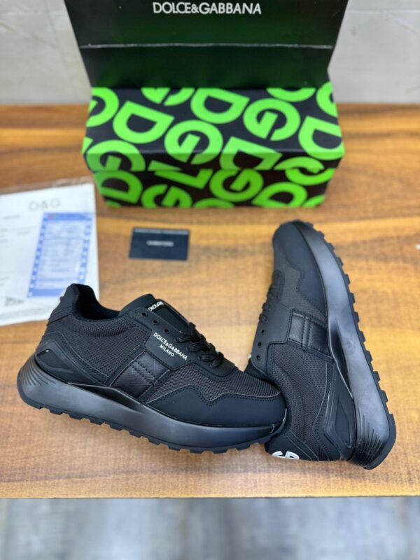 DOLCEE AND GABBANA sneakers