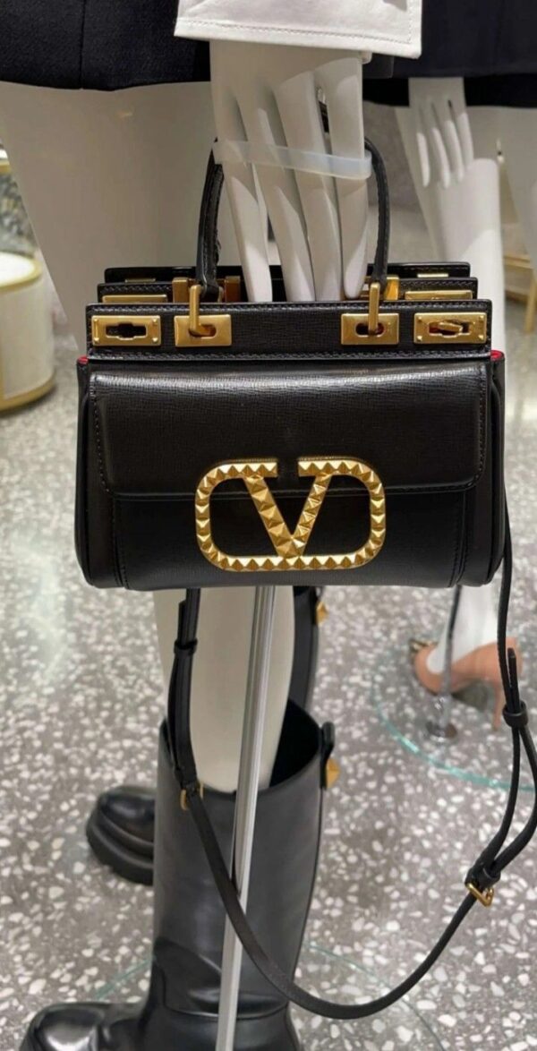 VALENTINOO GARAVANI ROCKSTUD ALCOVE HANDBAG - Image 6