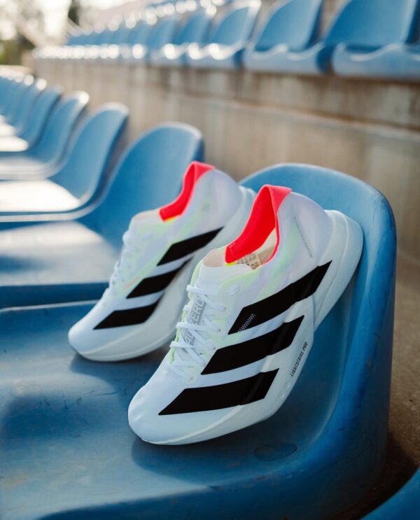 ADIDASS ADIZERO PRO 4