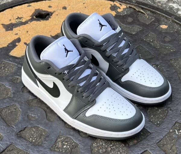AIR JORDANN 1 LOW WHITE BLACK IRON GREY