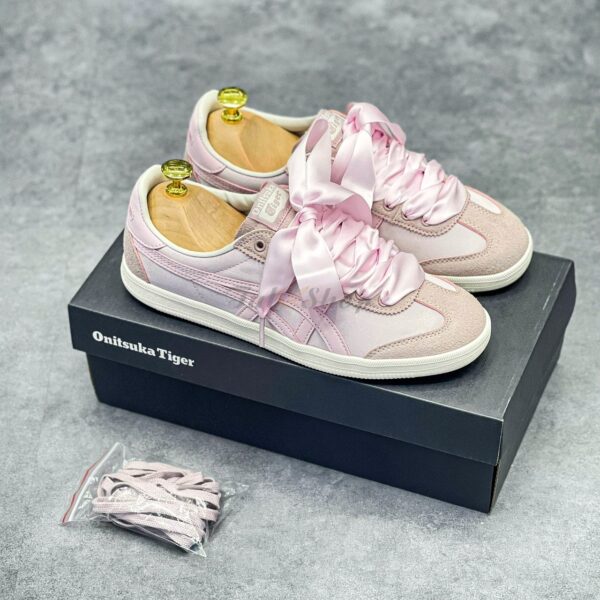 Onitsukaa tiger tokuten pink ribbon - Image 4