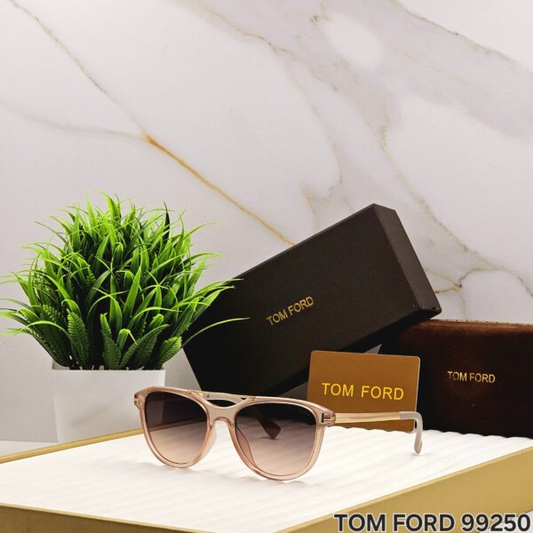 TOMFORDD NEW - Image 2