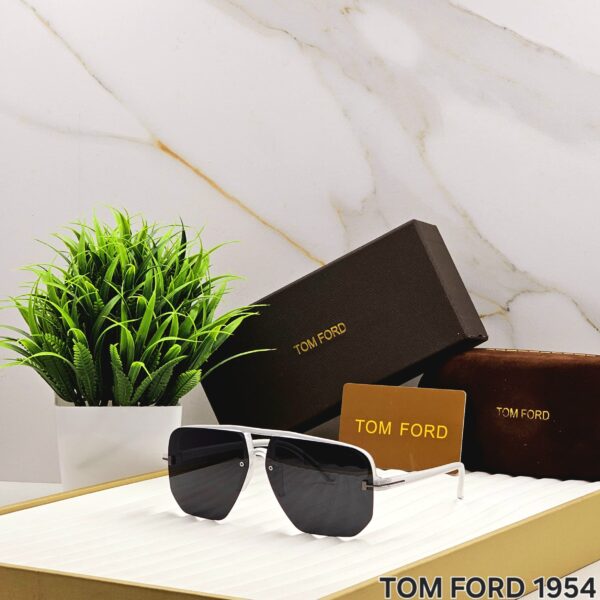 TOMFORDD NEW - Image 2