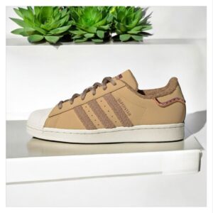 ADIDASS SUPERSTAR BROWN BEIGE