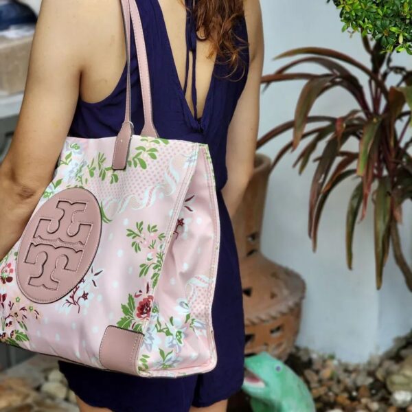 TORYY BURCH ELLA CANVAS PRINTED TOTE BAG - Image 7