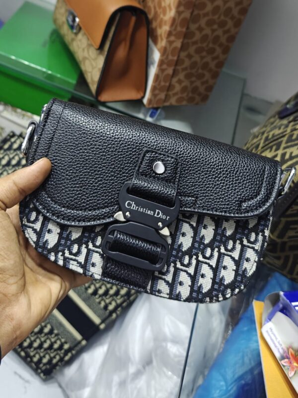 DIORR MINI CROSSBODY SADDLE BAG - Image 3