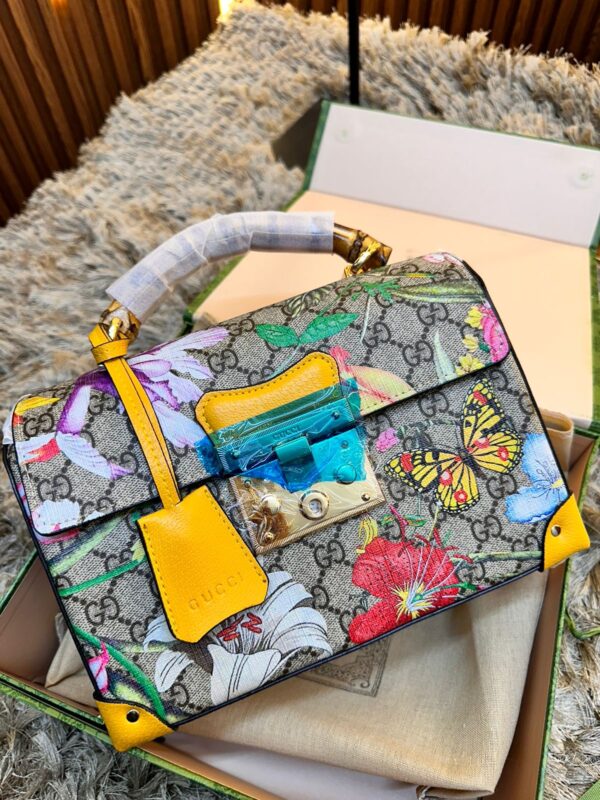 Guccii 603221 Padlock GG Small Bamboo Shoulder Bag - Image 3