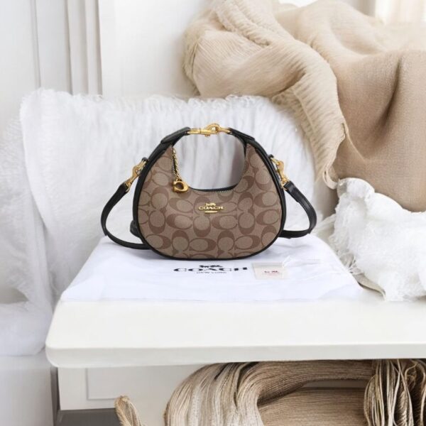 COACHH JONIE BAG - Image 6