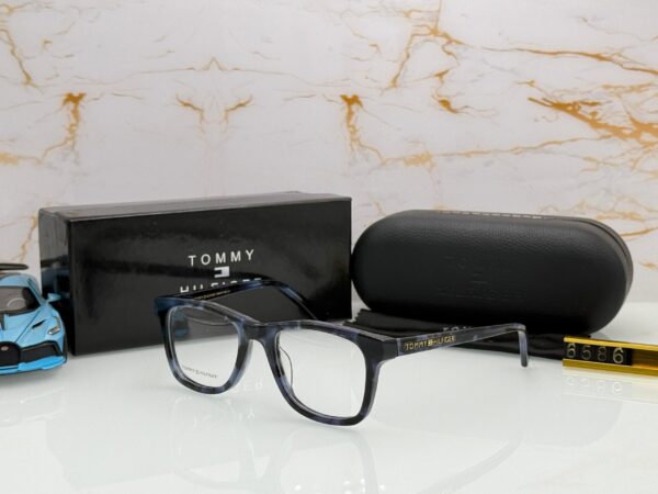 TOMMYY HILFIGER - Image 2