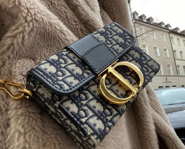DIORR MONTAIGNE CROSSBODY BAG - Image 2