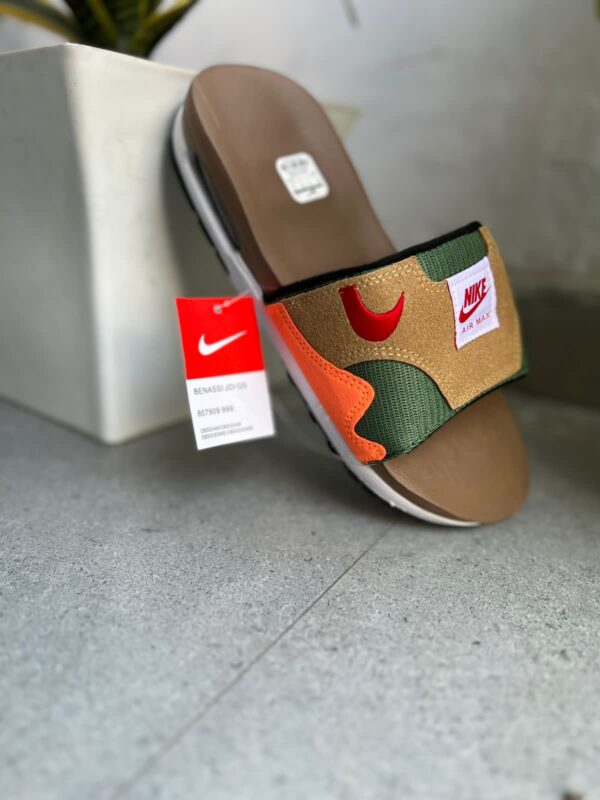 NIKEE AIRMAX 1 - Image 4